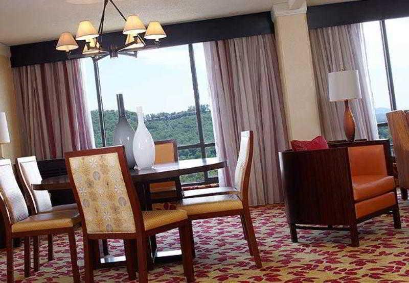 Renaissance Asheville Downtown Hotel Habitación foto